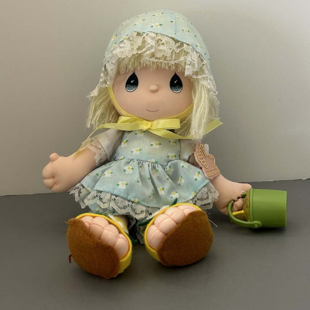 1988 Precious Moments Doll of the Month Second Edition Shelley Vintage